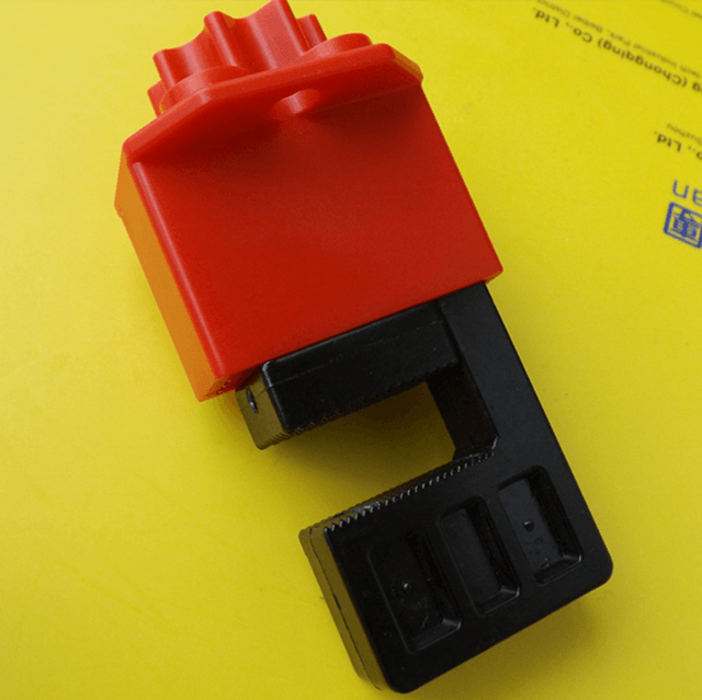 Tiny Power-Coated Steel Butterfly Universal Valve Lockout Systems